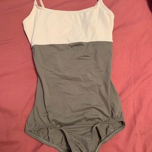 Body Wrappers Gray and Pink Leotard Size Small
